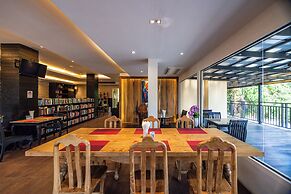 Horizon Karon Beach Resort & Spa