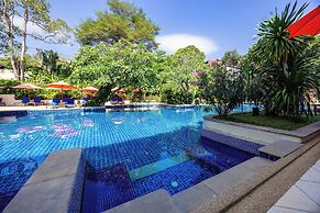 Horizon Karon Beach Resort & Spa