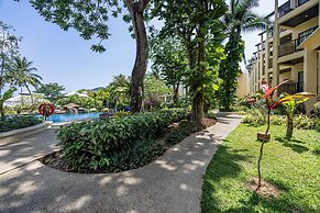 Horizon Karon Beach Resort & Spa