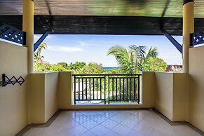 Horizon Karon Beach Resort & Spa