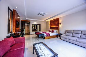 Horizon Karon Beach Resort & Spa