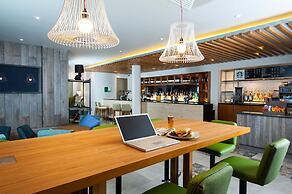 Holiday Inn Salisbury - Stonehenge by IHG