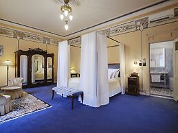 Villa Ammende Restaurant & Hotel