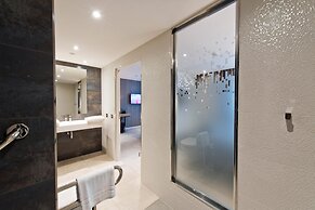 Golden Tulip Sophia Antipolis - Hotel & Spa