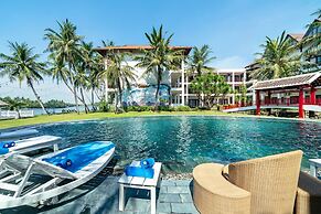 River Beach Resort and Residences
