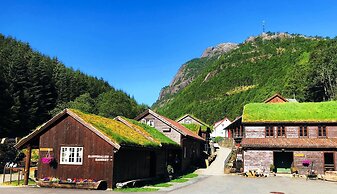 Byrkjedalstunet