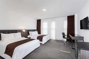 Wyndham Costa Del Sol Lima Airport
