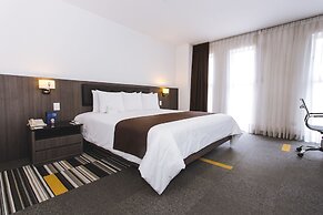 Wyndham Costa Del Sol Lima Airport
