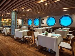 Swissotel Buyuk Efes Izmir