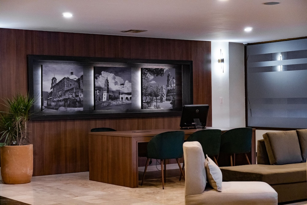 Best Western Plus Plaza Florida & Tower