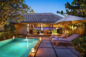 Mayaloka Villas Seminyak