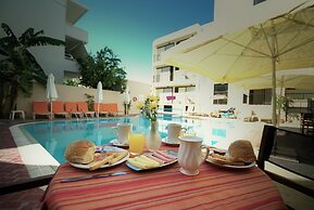 Poseidon Hotel and Apartments