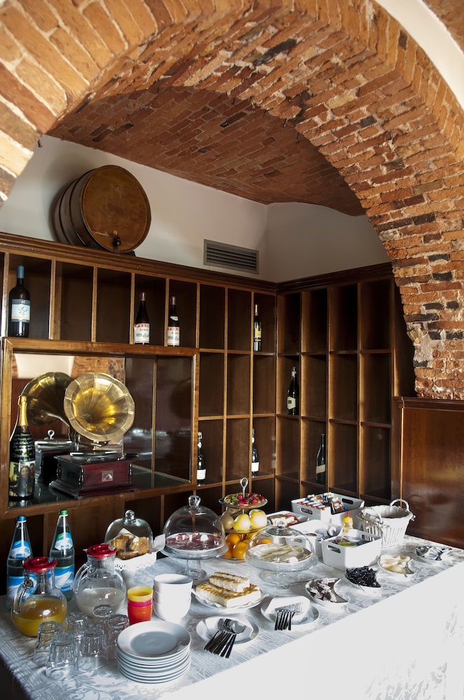 Relais Casali della Cisterna