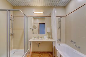 Borodino Hotel