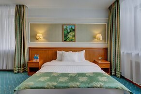 Borodino Hotel