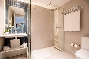 Aqualuz Lagos by The Editory