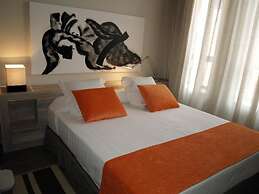 Eco Alcala Suites
