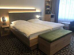 Caravelle Hotel im Park