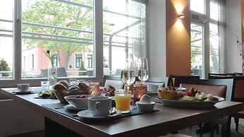 Caravelle Hotel im Park