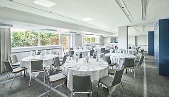Hyatt Place London Heathrow Airport