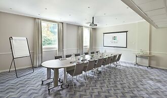 Hyatt Place London Heathrow Airport