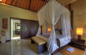 Bali Rich Seminyak Villas