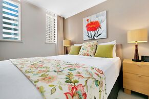 The Manor Apartment Hotel