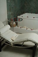Le Parc Hotel, Beyond Stars