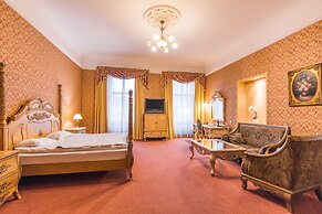 Garden Palace Hotel