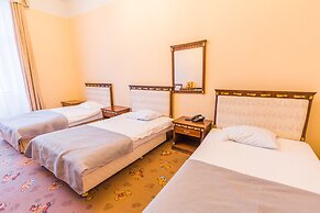 Garden Palace Hotel