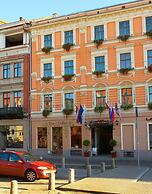 Garden Palace Hotel