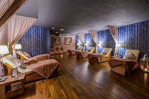 Shearwater Hotel & Spa