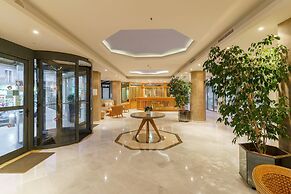 Pearl Beach Hotel