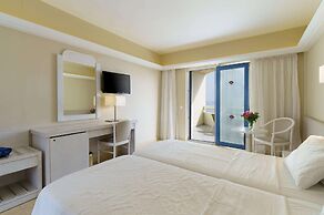 Pearl Beach Hotel