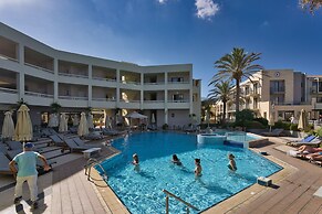 Pearl Beach Hotel