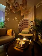 Hotel Joli