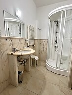 Hotel Joli