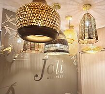 Hotel Joli