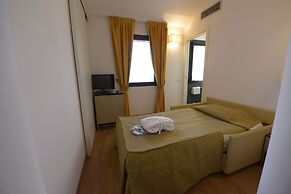 Hotel Joli