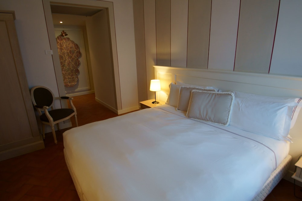 Saturnia Tuscany Hotel