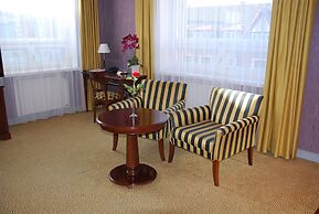 Grand Hotel Viljandi