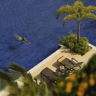 The Landings Resort & Spa
