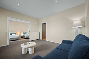 Deep Blue Hotel & Hot Springs