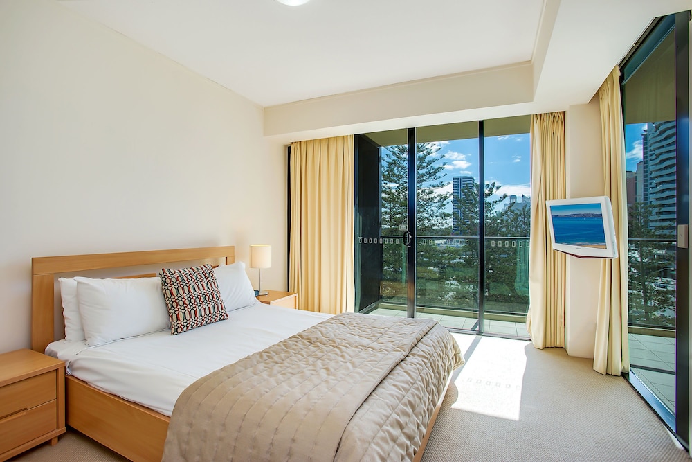 Mantra Broadbeach on the Park