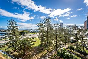 Mantra Broadbeach on the Park