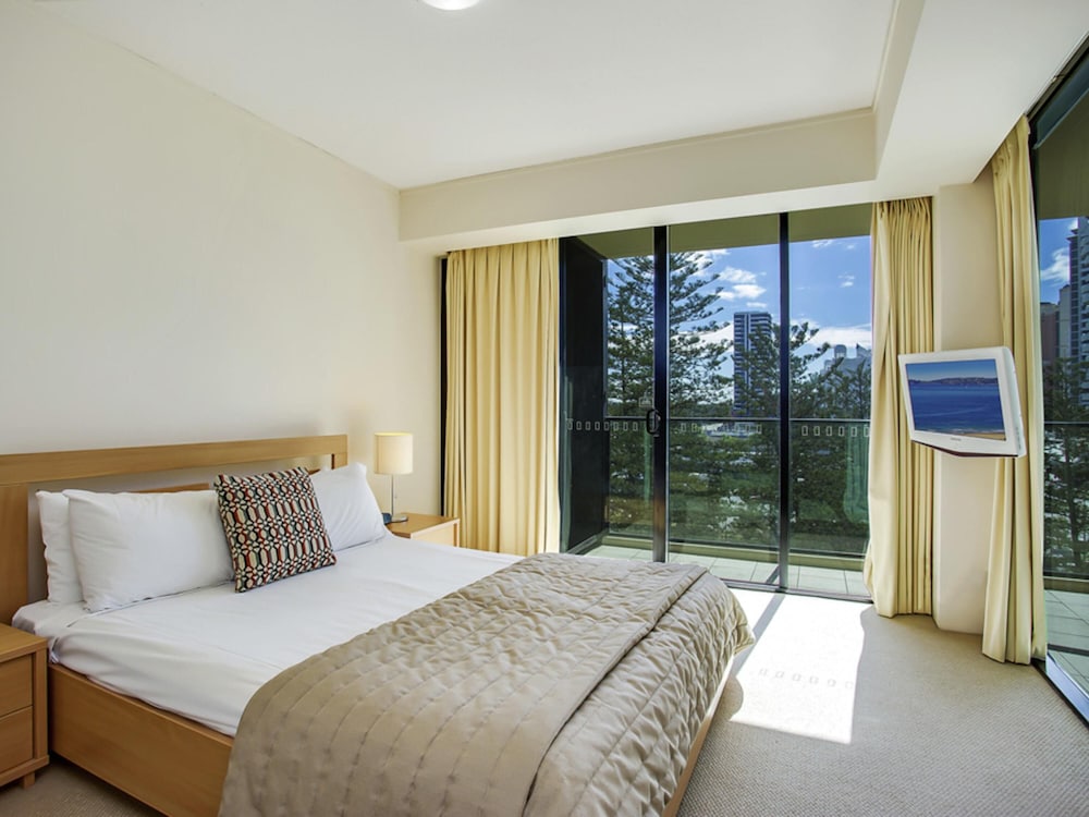 Mantra Broadbeach on the Park