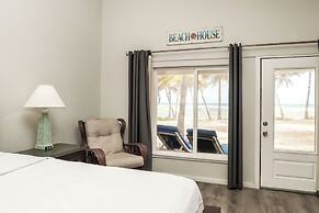 Palms Resort and Beach