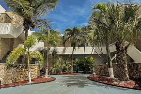 Palms Resort and Beach
