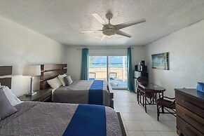 Palms Resort and Beach
