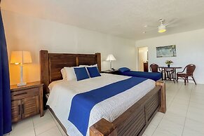 Palms Resort and Beach